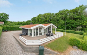 Beautiful Home In Sjølund With House Sea View in Sjølund